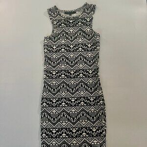 Top Shop Petite Sleeveless Dress Geometric Black Print design size 2